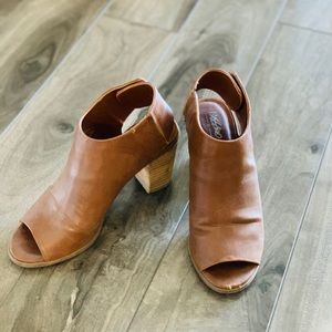 Mossimo heels